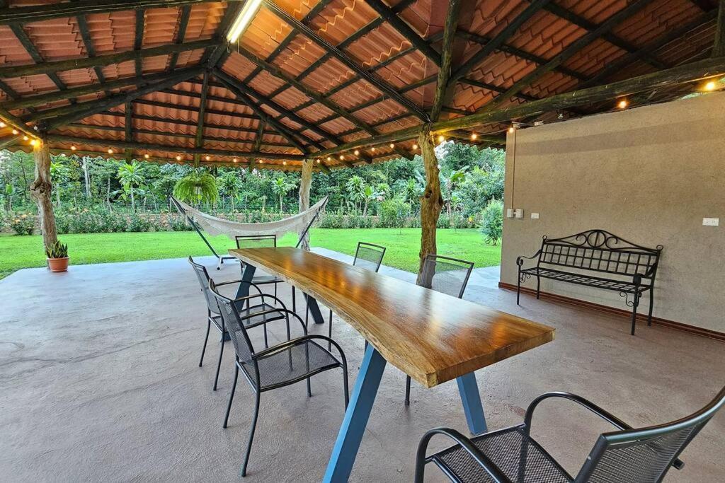 Casa Roble Fortuna La Fortuna Zewnętrze zdjęcie
